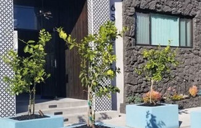 1 bed, 1 bath, 792 sqft, $1,975, Unit 06