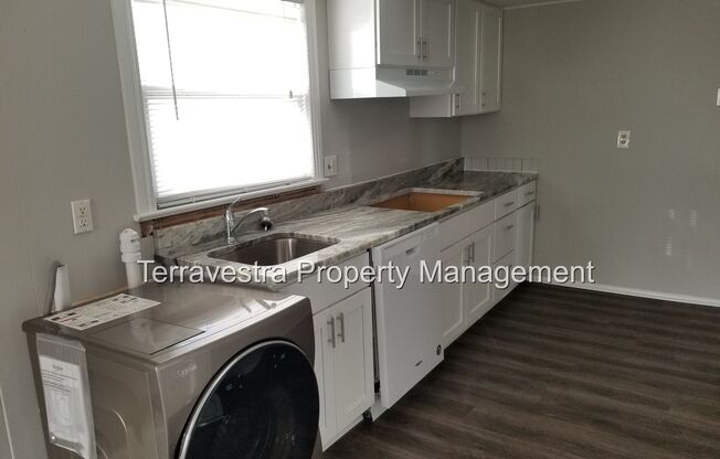 2 beds, 1 bath, $1,550, Unit Unit A