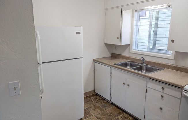 S Salem Complex ~ West View Manor #