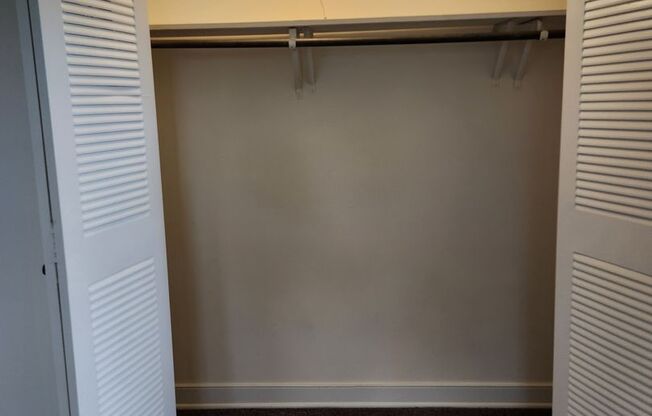 1 bed, 1 bath, 682 sqft, $1,280, Unit GL27004