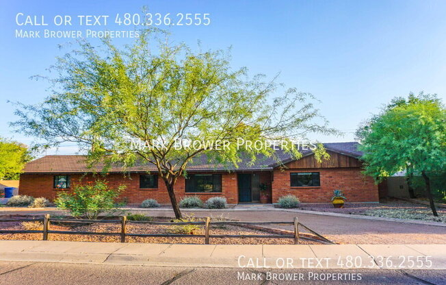 505 E LOMA VIS DR