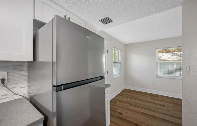 1 bed, 1 bath, 550 sqft, $1,280, Unit 13