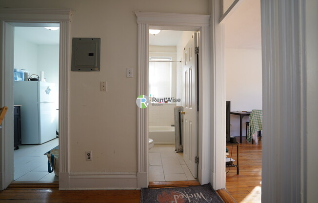 110 Warren St