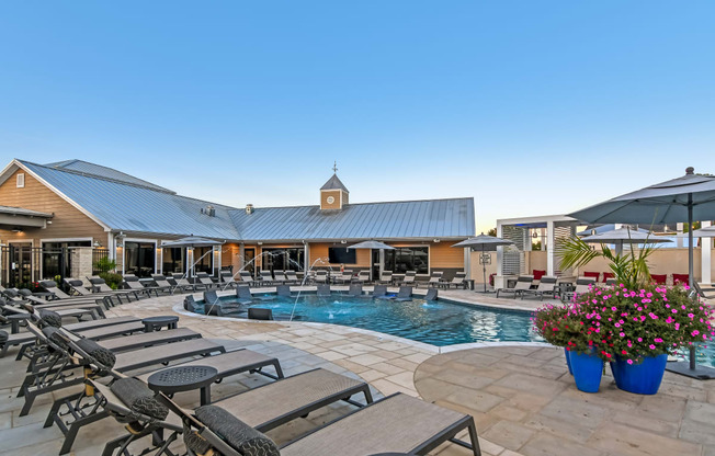beautiful swimming pool at Crossgates Apartment Homes, Mississippi 39759