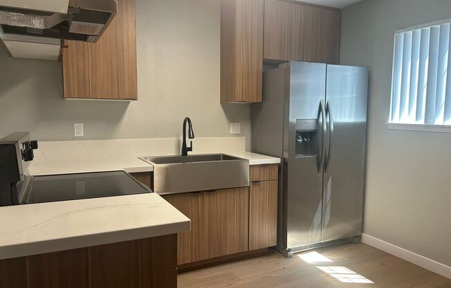 2 beds, 1.5 baths, 866 sqft, $2,800, Unit 801N1