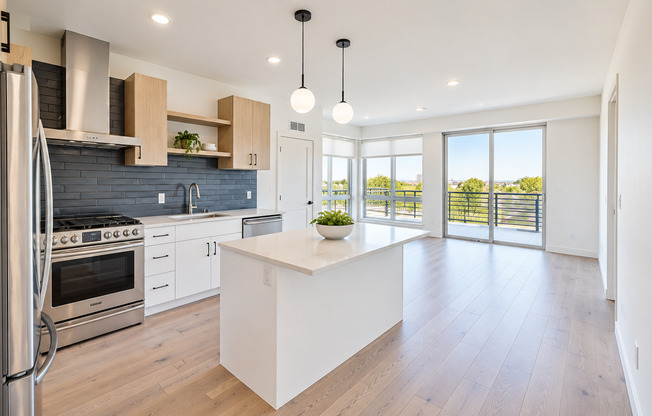 2 beds, 2 baths, 1,387 sqft, $2,395, Unit 504