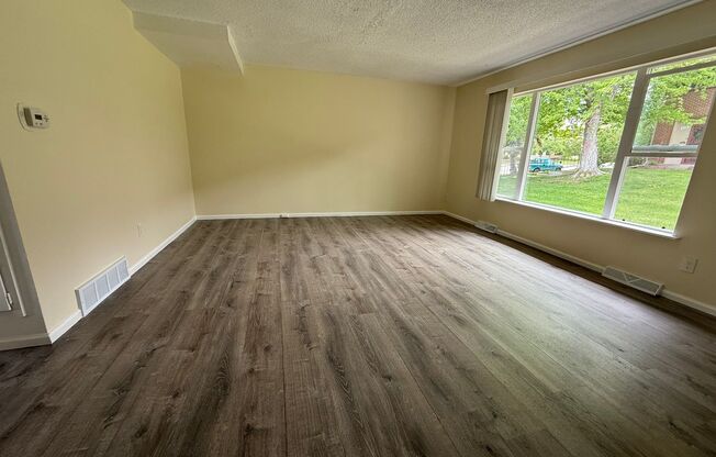 3 bed 2.5 bath townhome