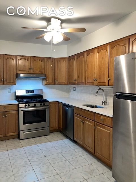 3 beds, 1.5 baths, 1,100 sqft, $3,800, Unit 2