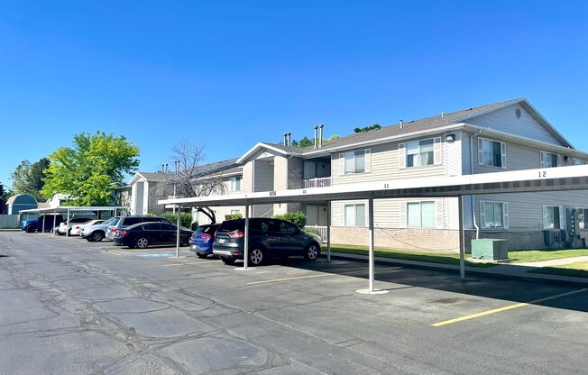 2 beds, 2 baths, 1,100 sqft, $1,349, Unit 4036 12