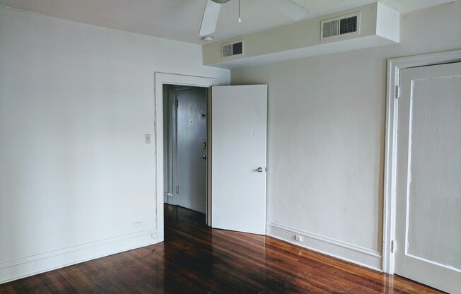 1 bed, 1 bath, $1,195, Unit Apt. 07