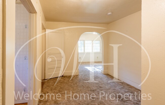 Studio, 1 bath, 450 sqft, $1,095, Unit 916 Penrose - Apt 3 (studio)