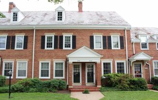 Gorgeous 2 Bed 2 Bath Brick Townhome in Beautiful Fairlington Glen