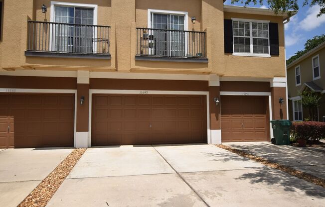 3 bedroom 2.5 bath townhome for rent at 15349 Oak Apple Ct. #5B, Winter Garden,FL 34787