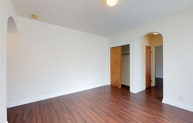 Chester Lynn Apartments