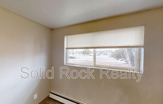 335 RUSKIN DR