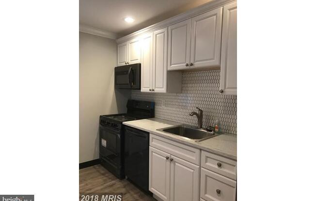 1004 DARTMOUTH RD