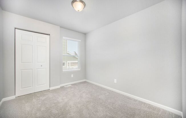4 beds, 2.5 baths, $2,495