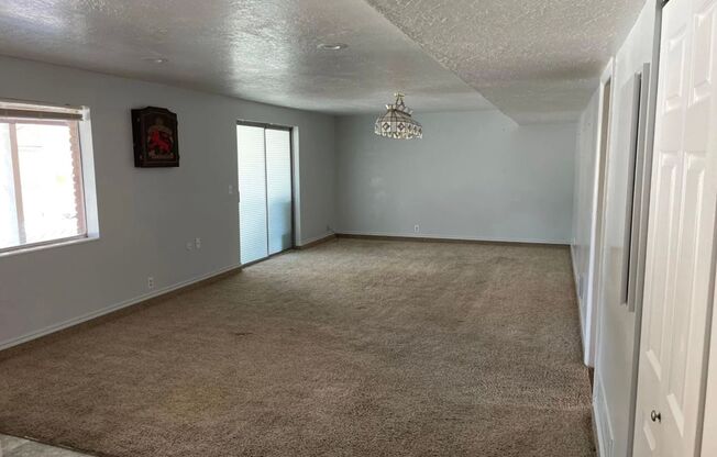 1739 E. Paulista Way