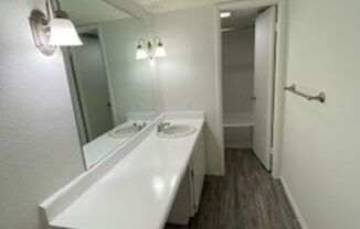 1 bed, 1 bath, 523 sqft, $1,099, Unit 330
