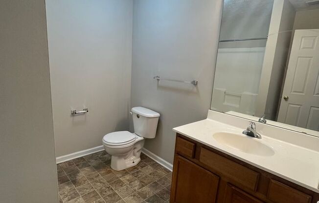 1 bed, 1 bath, 750 sqft, $695, Unit 129-02