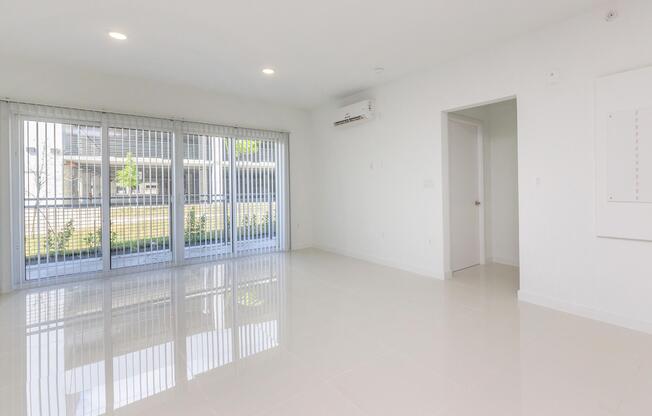 3 beds, 2 baths, 1,307 sqft, $2,730