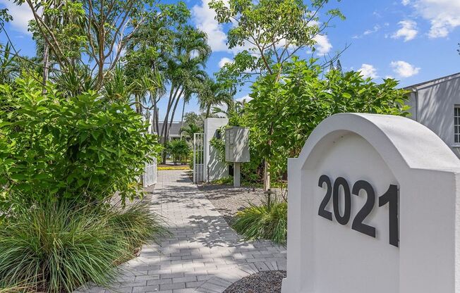 2021 Plunkett St.