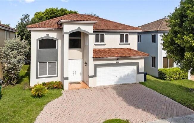 5776 SW 166 CT