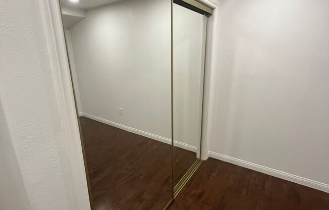 556 N. Mar Vista Ave.