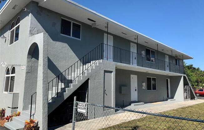 1479 NORTHWEST 16 ST