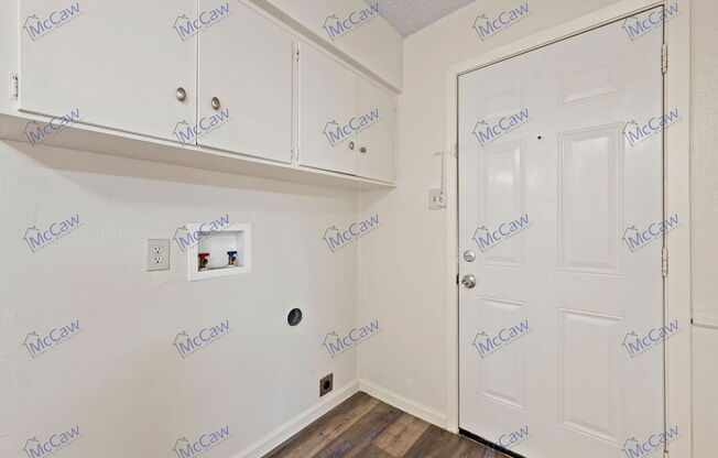 3 beds, 1.5 baths, 1,216 sqft, $1,690