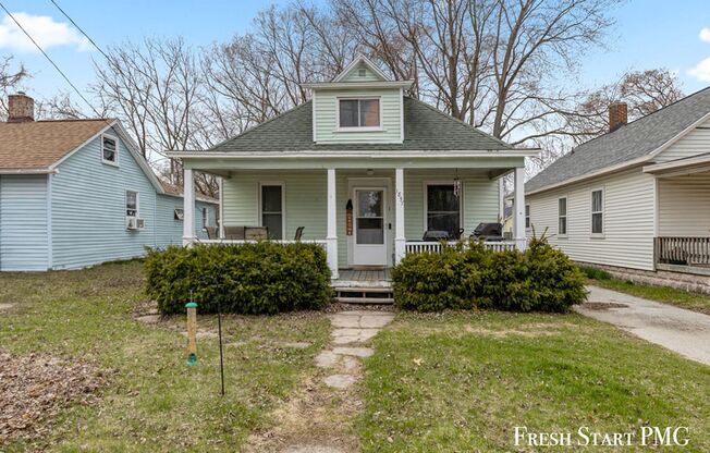 1857 Crowley St