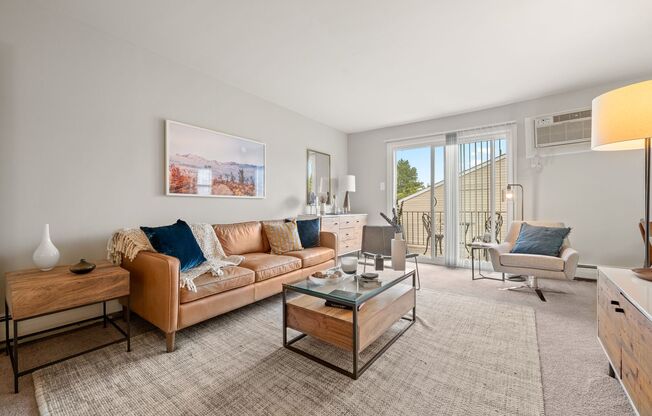 1 bed, 1 bath, 747 sqft, $1,795, Unit 116-11