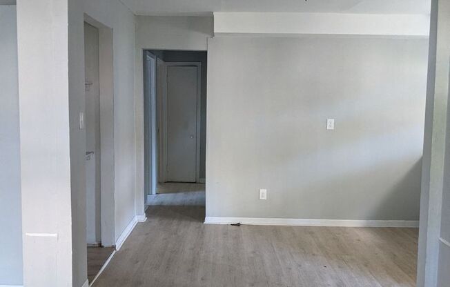 3 beds, 1 bath, $1,225