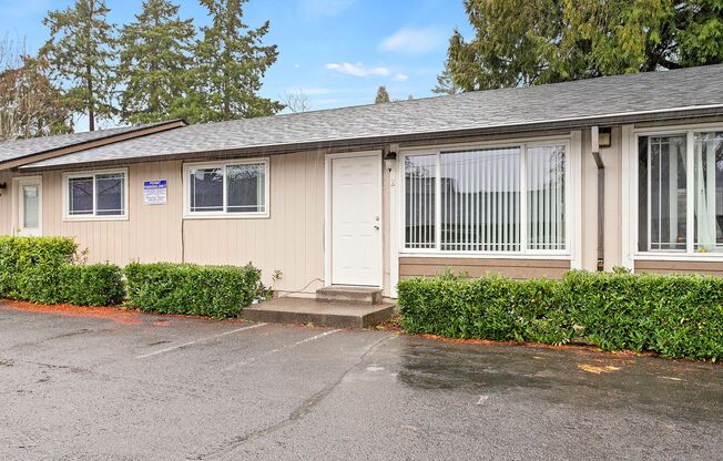 Jennings Lodge Apartments