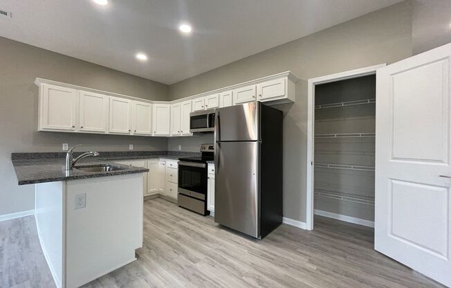 3 beds, 2.5 baths, 1,464 sqft, $1,495, Unit 119A