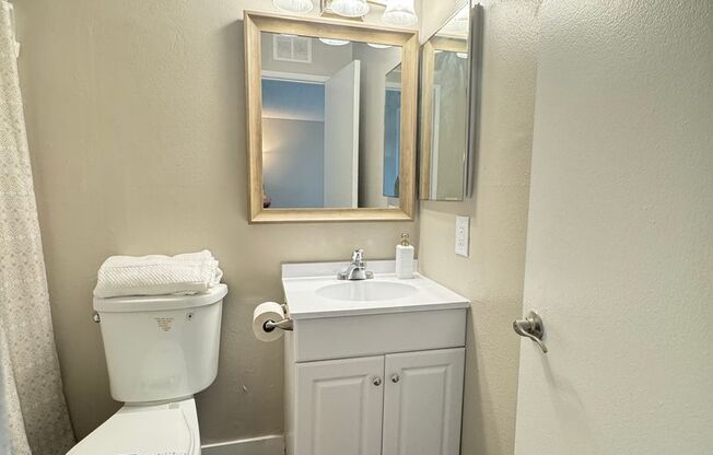 1 bed, 1 bath, 436 sqft, $1,925, Unit 25