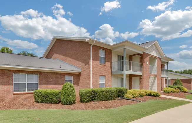 Mountain View Apartment Homes, Tuscaloosa, AL, Exterior