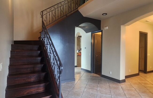 2331 Calloway Drive - Two Story House