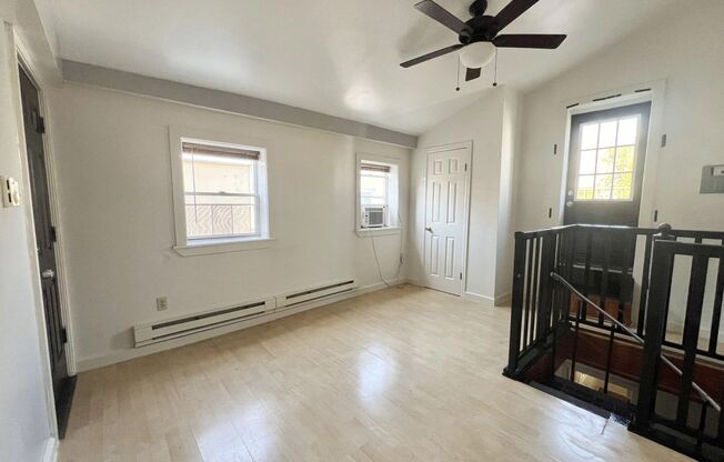 1 bed, 1 bath, $2,270