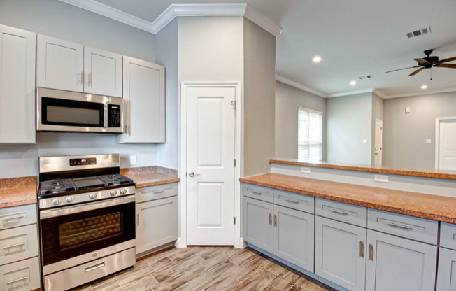 2124 ABIDING GRACE CIR
