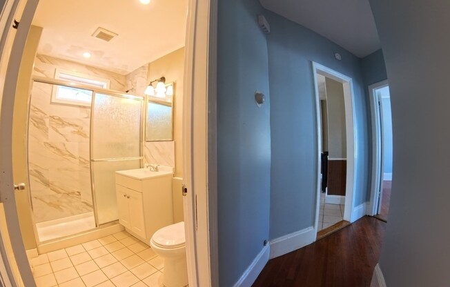 3 beds, 1 bath, $3,000, Unit 3