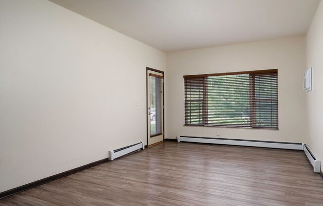 2 beds, 2 baths, 1,101 sqft, $1,900, Unit 116