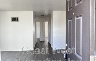 2121 REED AVE
