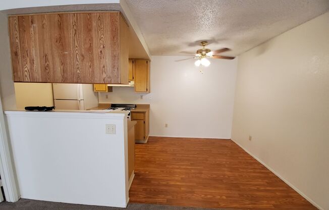1 bed, 1 bath, 660 sqft, $1,800, Unit 69