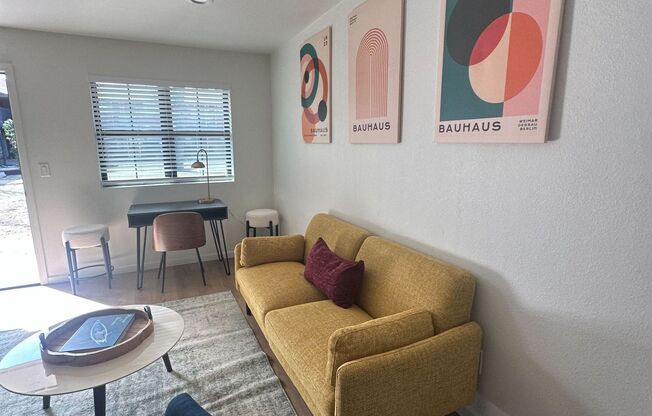 1 bed, 1 bath, 595 sqft, $1,290, Unit 115