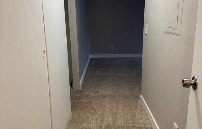 3 beds, 2.5 baths, 1,564 sqft, $2,350, Unit 04-101