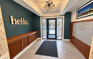 Studio, 1 bath, $1,100, Unit 44