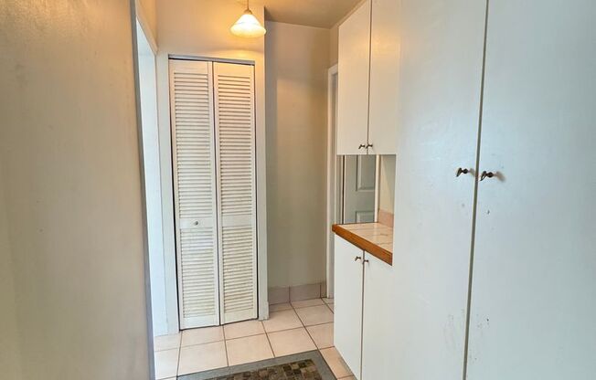 1 bed, 1 bath, $1,695, Unit 1638