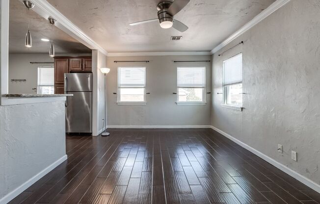 2 beds, 1 bath, $1,200