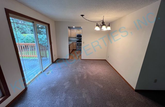 2650 SW MEYERS DR